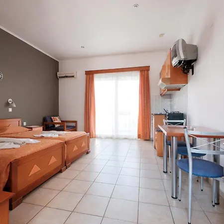Club Maria Otel Sidárion